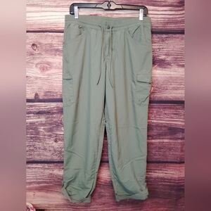 Columbia Olive Women's Outdoor Pants Size Medium!